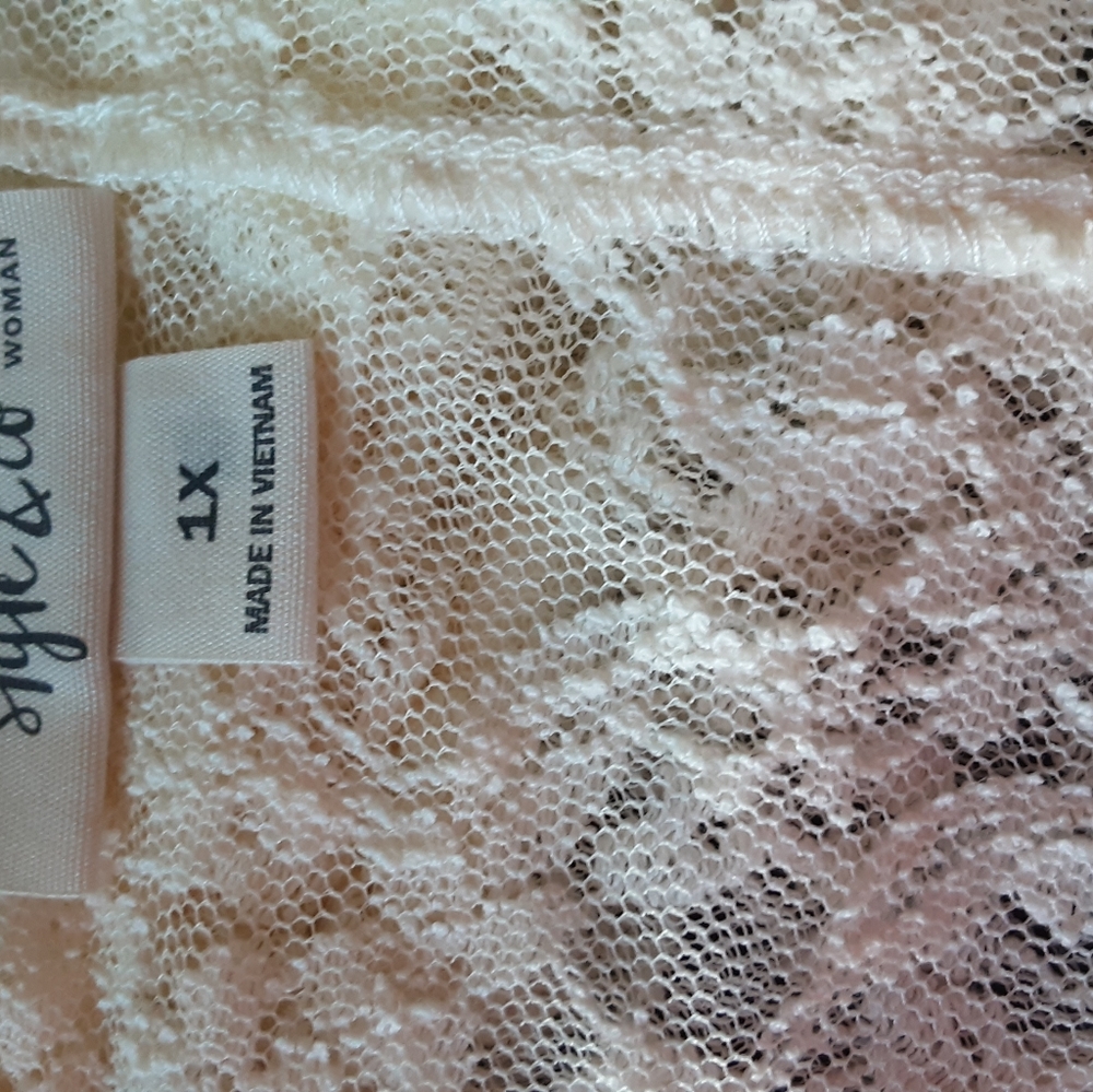 "Style &Co" Lace Tunic - Picture 6 of 7